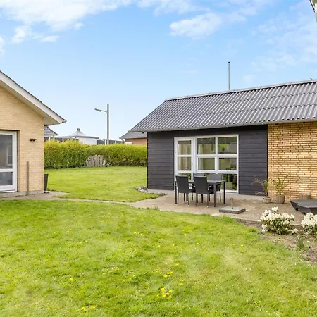 Casa vacanze Aina - 20km From The Sea By Interhome Bredebro