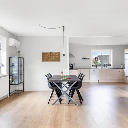 Feriehus Aina - 20km From The Sea By Interhome Bredebro